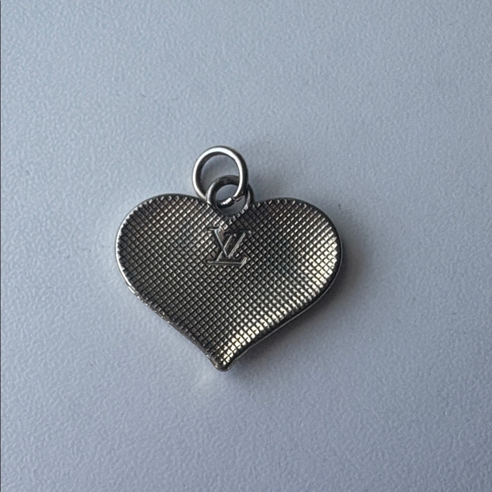 Charm - Picture 2 of 3